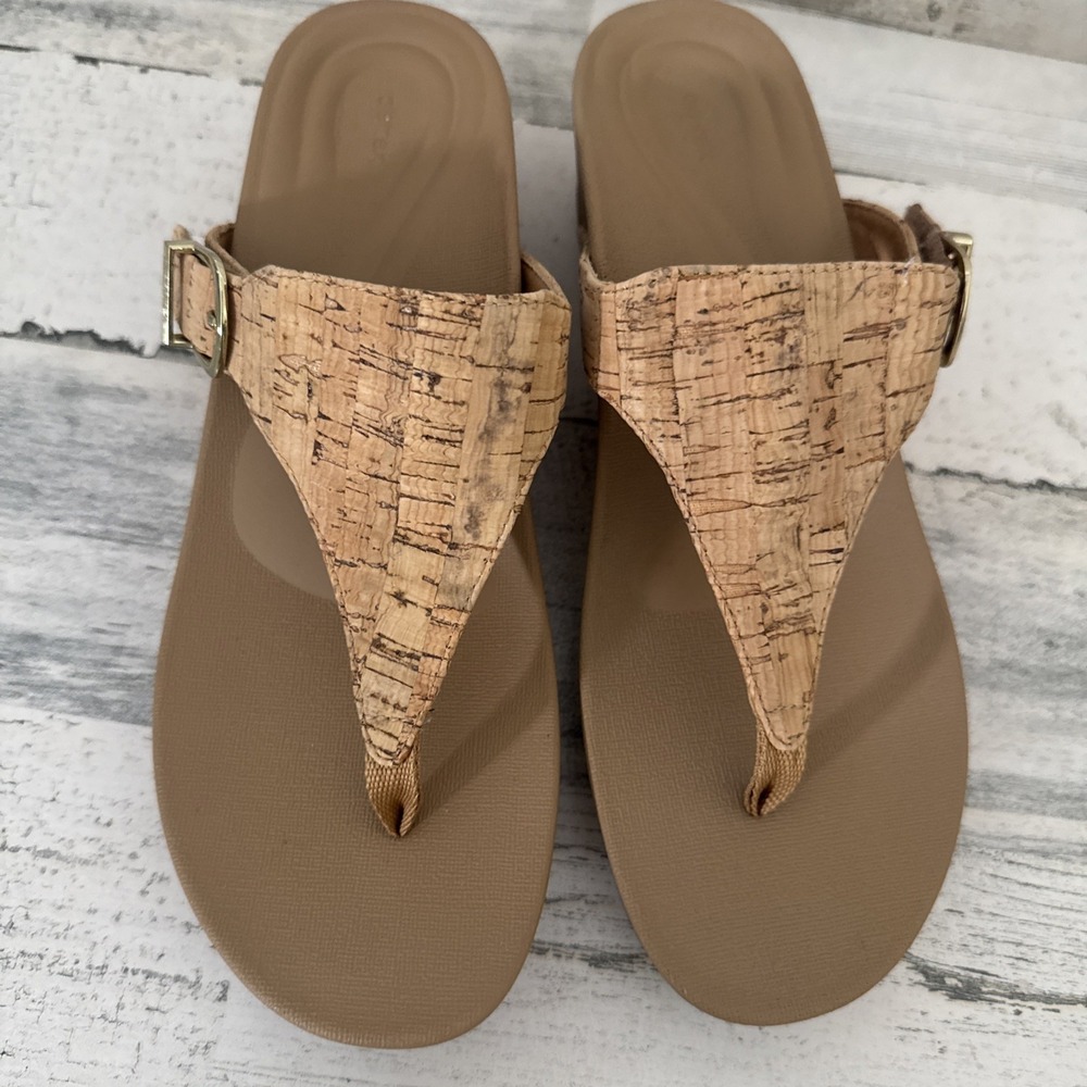 Aetrex Cork-Style Tan Toe-Post Sandals